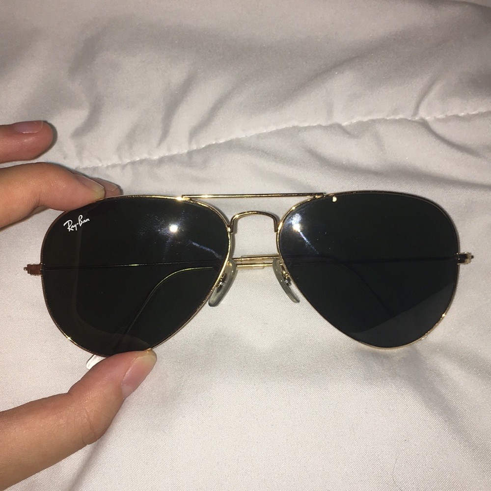 Awesome Ray-Ban Large Gold Aviator Sunglasses